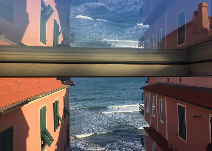 Attico Fronte Mare Alassio